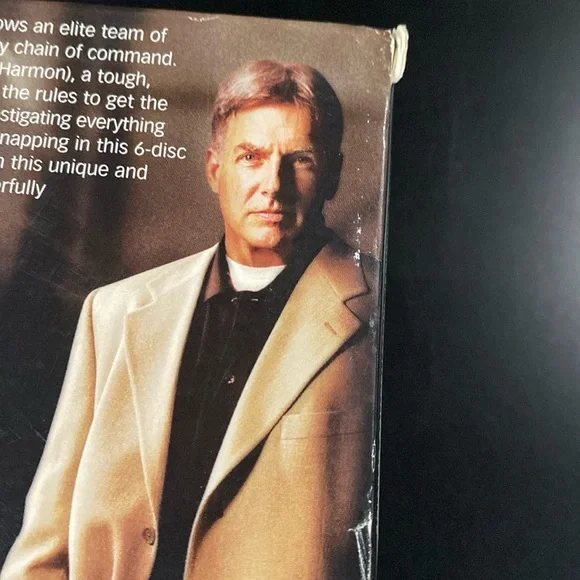 NCIS - The Complete First Season - Picture 15 of 16